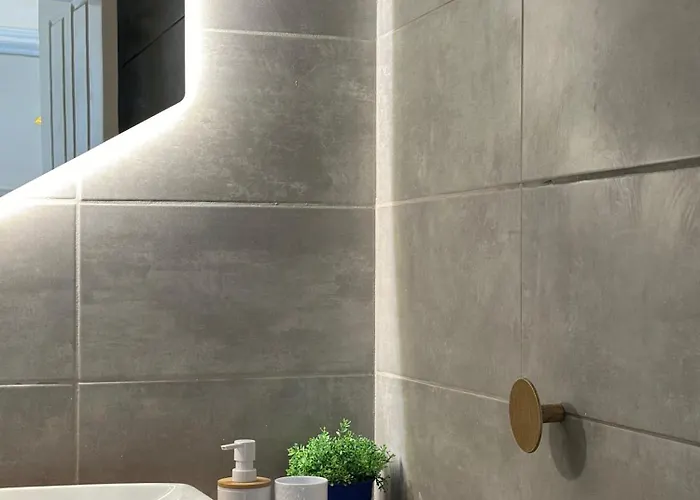 クラサス ビーチ アパート ラルナカ