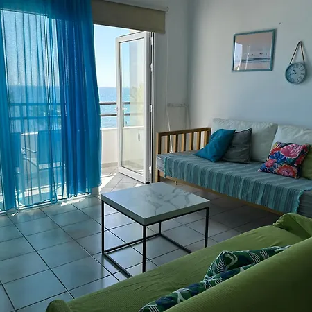 شقة كراساس بيتش