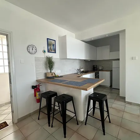 Apartment Krasas Larnaca